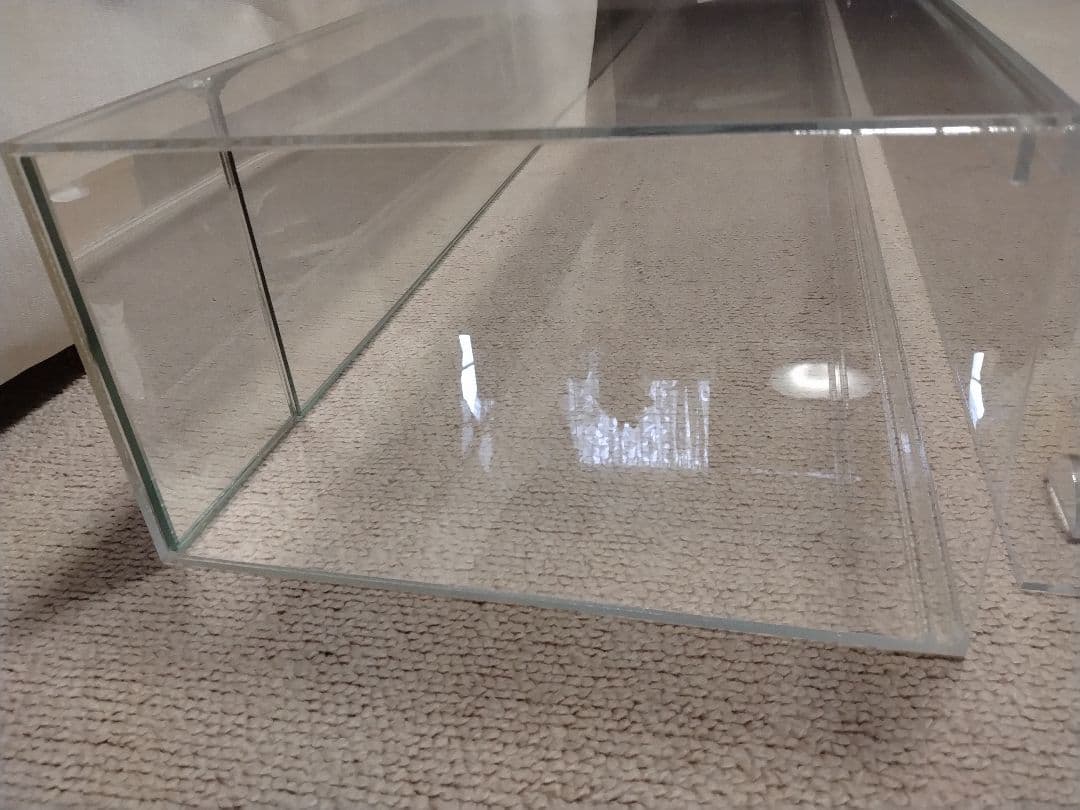 ラリー1/18 ミニカーディスプレイケース　背面ミラー　正面けんどん式