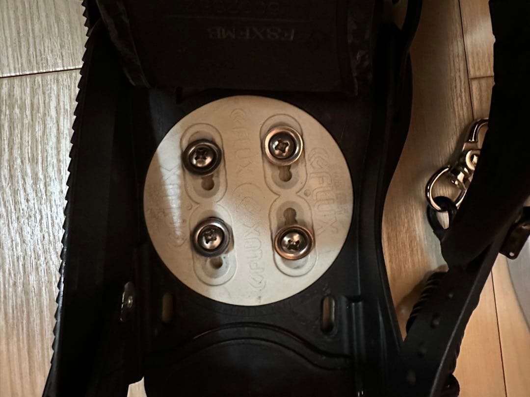 FLUX ビンディング XFブラック/ホワイト