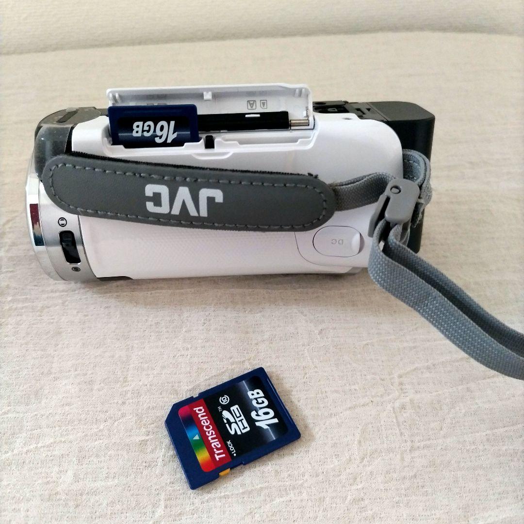 美品　Everio JVC FULL HD ビデオカメラ GZ−HM390‐ｗ