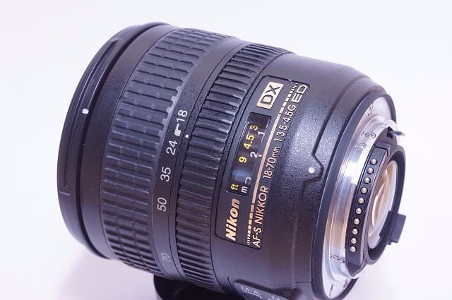 レンズ(ズーム) Nikon AF-S 18-70mm F3.5-4.5 G DX