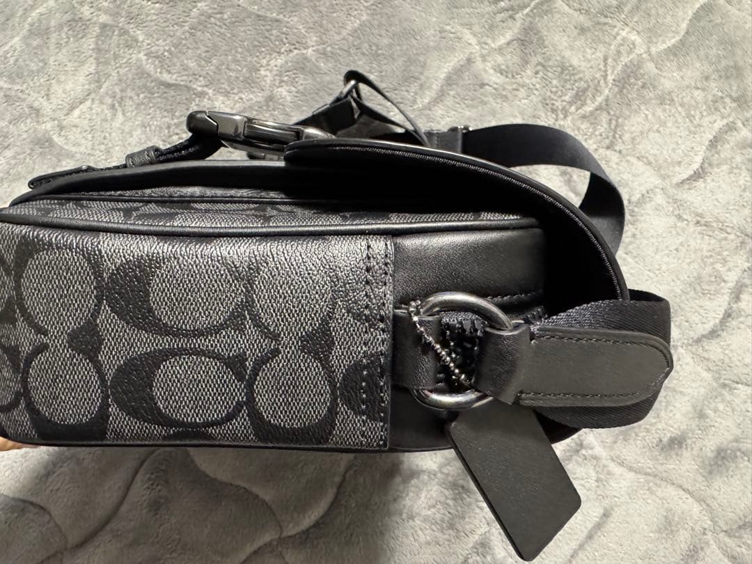 『中古美品』コーチ（coach）　メッセンジャーバッグ