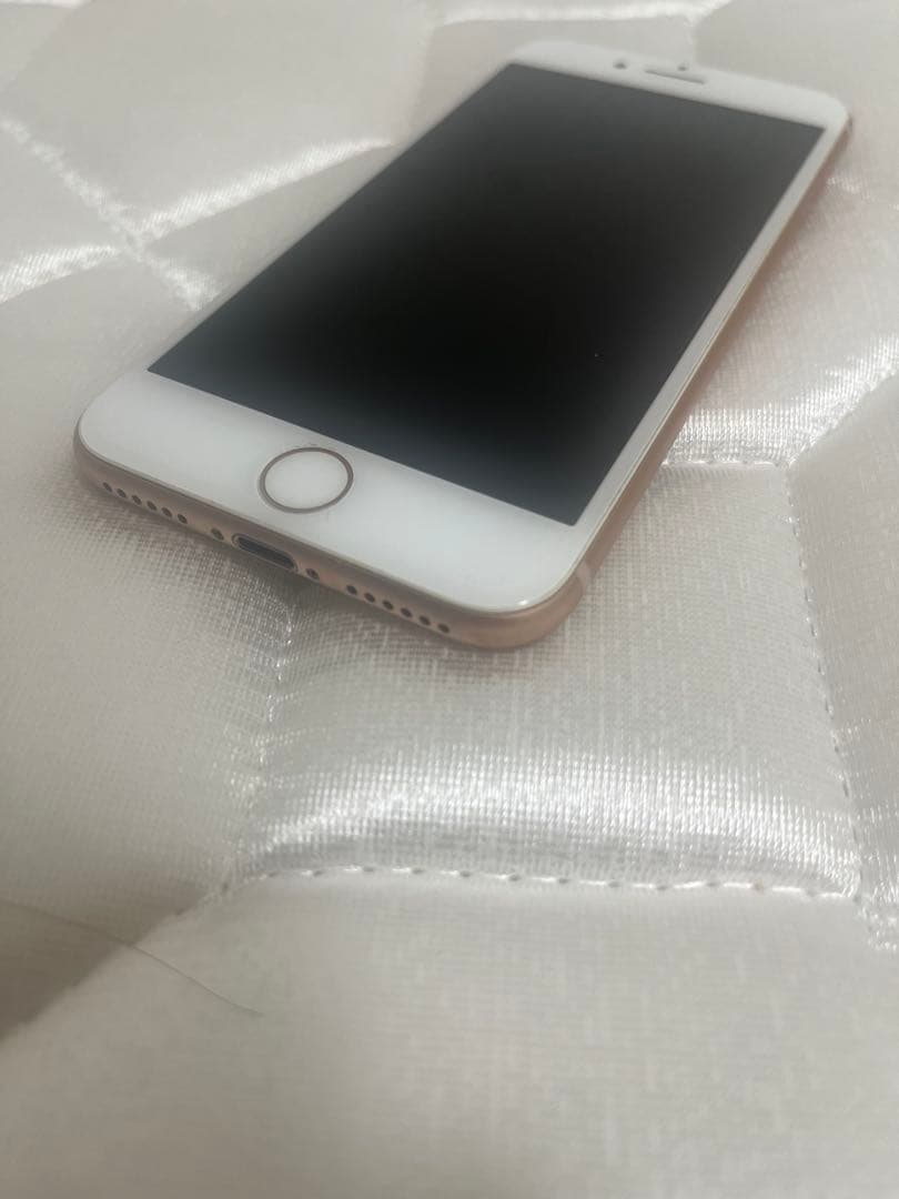 iPhone8 ピンクゴールド美品