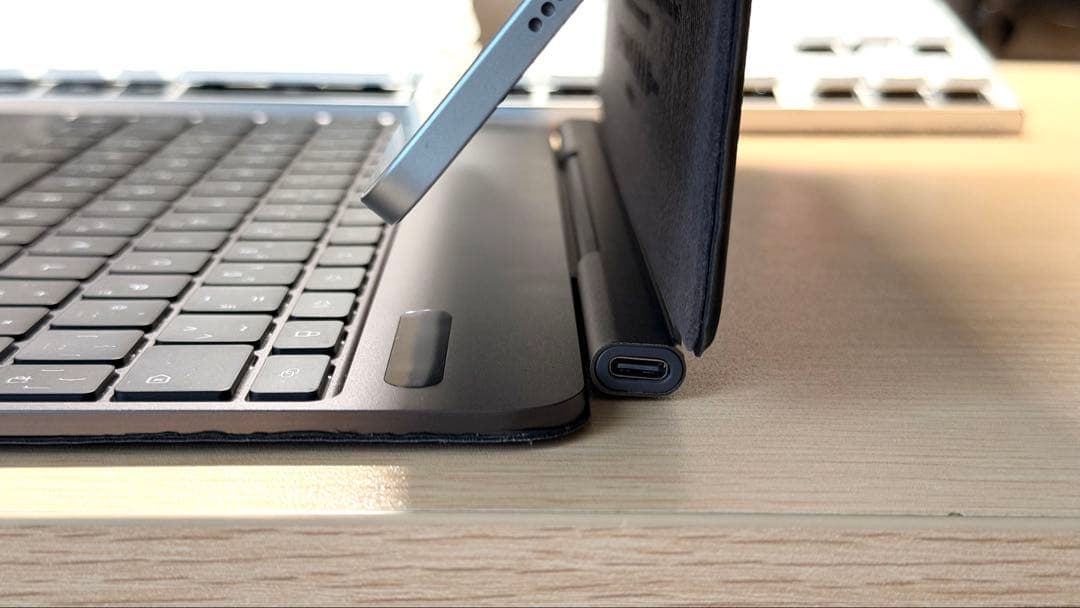 iPad Air M2 M3 13inch Pro マジックキーボード