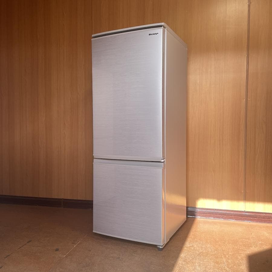 シャープ たっぷり167L 冷蔵庫 つけかえどっちもドア SJ-D17E-S