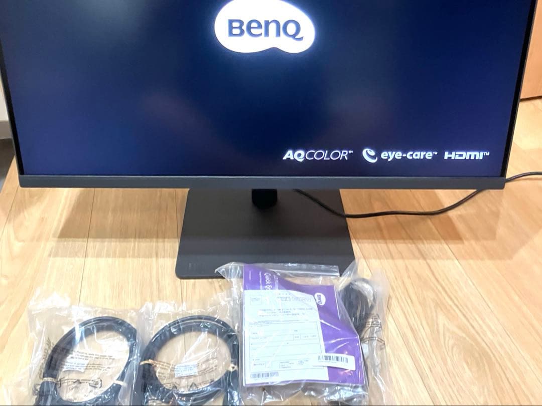【美品・新品2025/2購入】BenQ PD3205U 31.5インチ