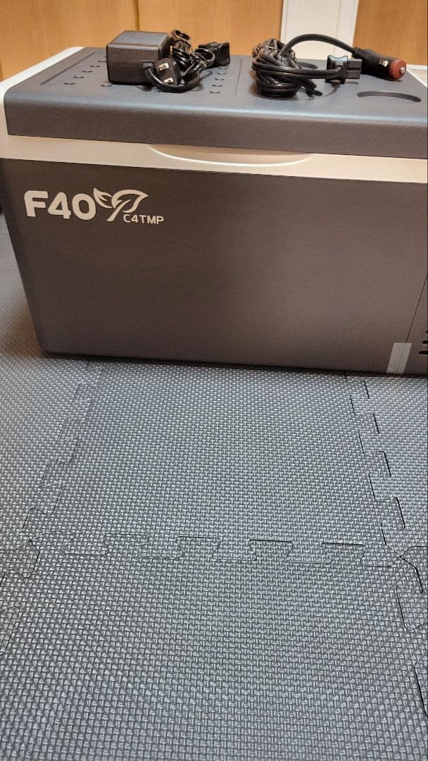 車載冷蔵庫　キャンプ　F40　未使用品18L
