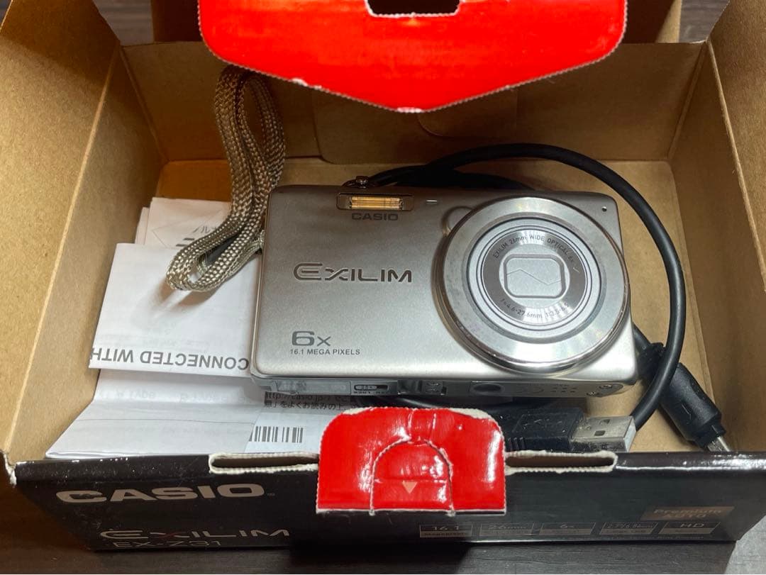CASIO EXILIM EX-Z31 コンパクトデジタルカメラ