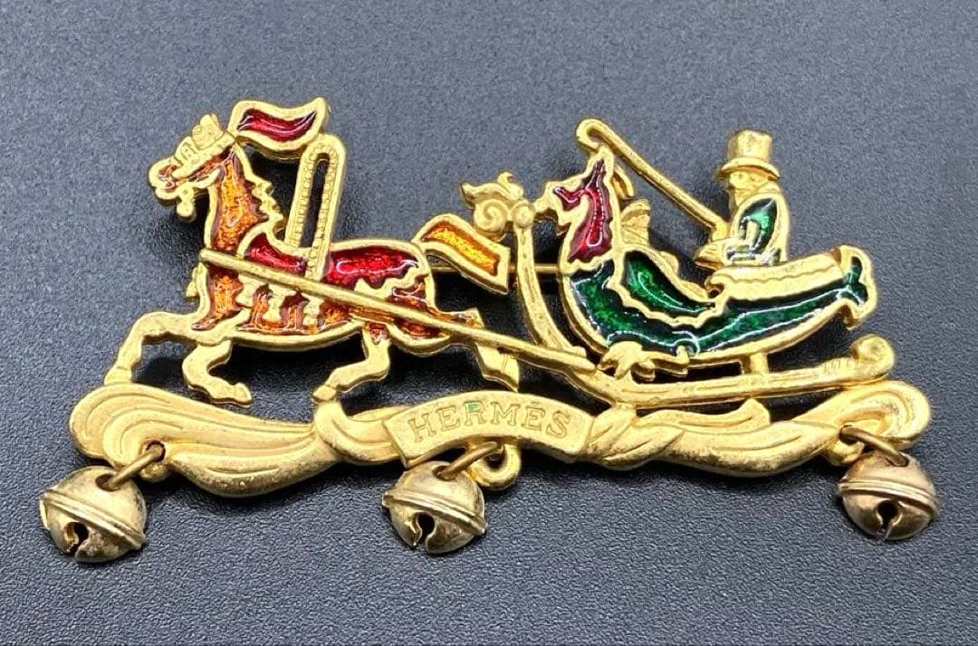 レア アンティークHERMES 七宝焼 ブローチ 馬車 ヴィンテージ￼ エマイユ