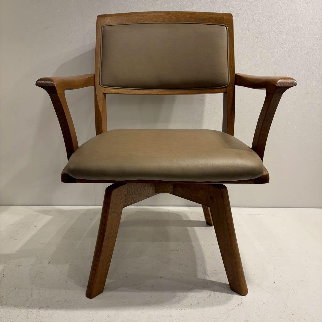 Dainichi 回転チェア　カントリーチェア　ダイニングチェア