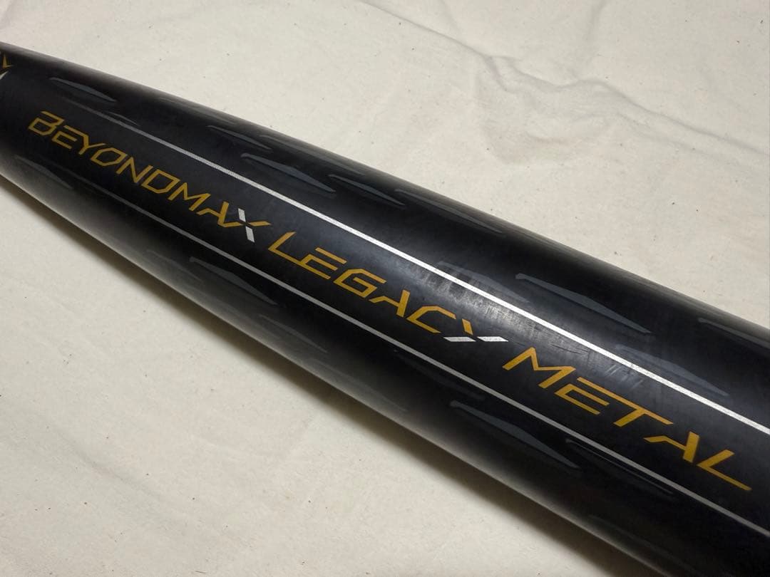 状態良好！ 84cm ミズノ ビヨンドマックスレガシー メタル 野球 バット