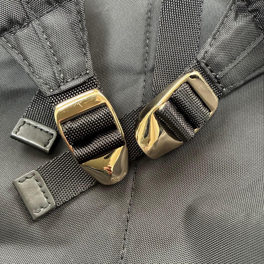 アニエスベー リュックサック A4大容量 ナイロン 黒 ロゴプレート ゴールド