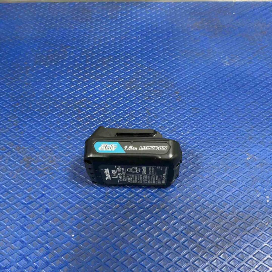 【動作品】マキタ(makita) コードレスクリーナー CL108FDSHW