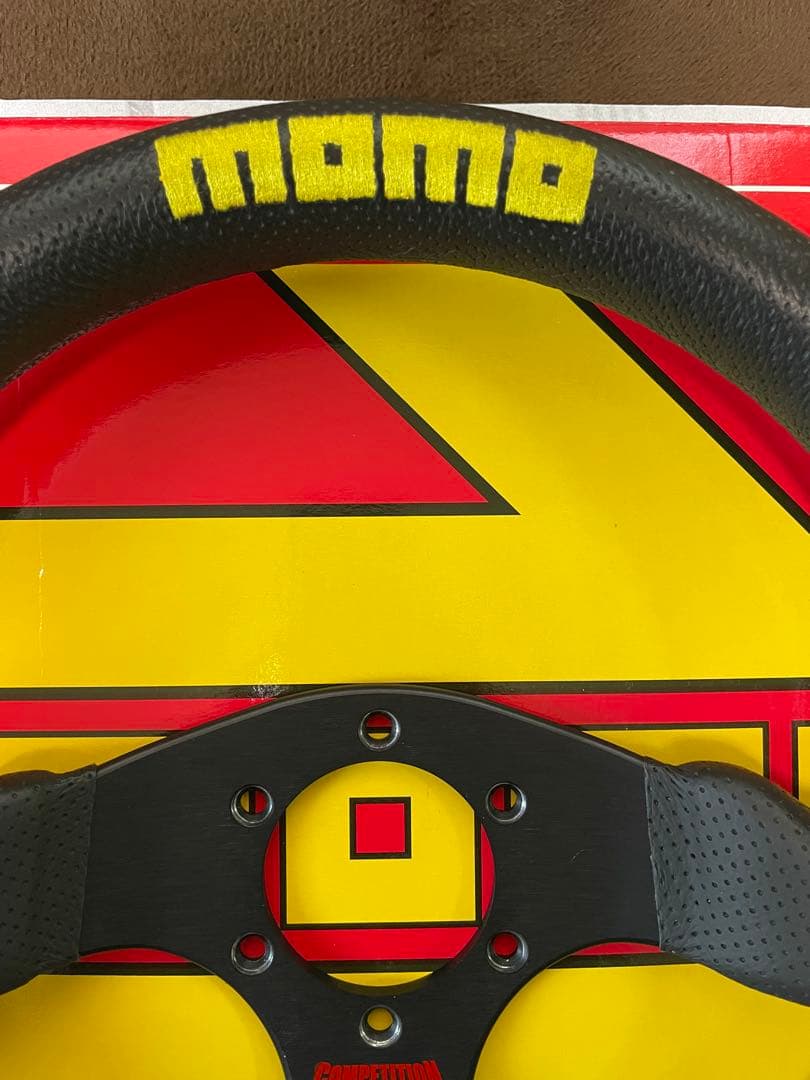 MOMOステアリング　コンペティション320mm