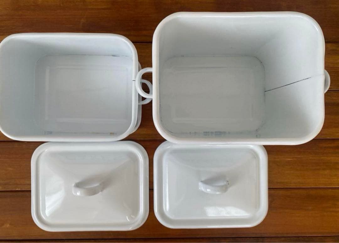 レア 廃盤 オールドファームハウス ホーロー　bread cakes