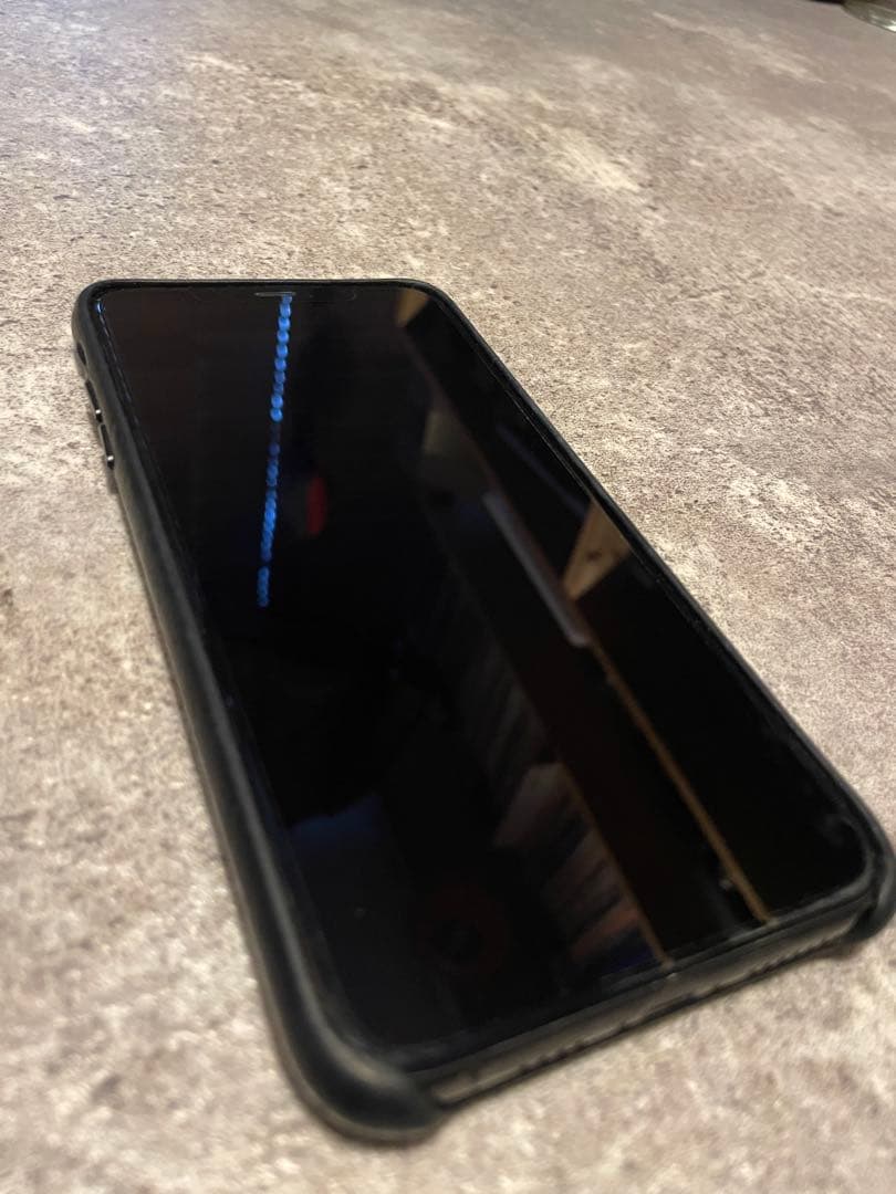 【美品おまけ付】Apple iPhone XS MAX 256GBスペースグレイ