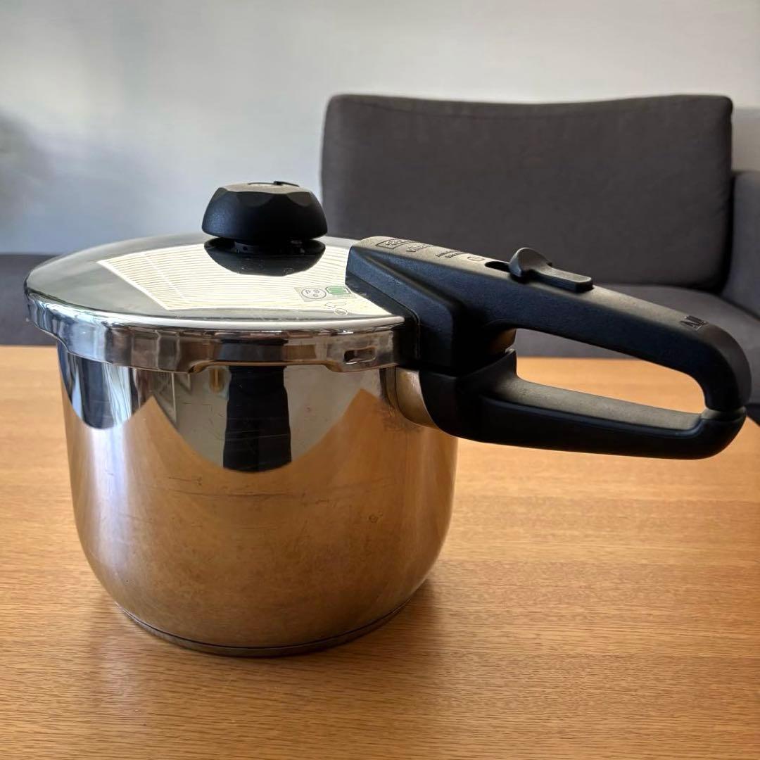 【Fissler】フィスラー ロイヤル ビタビット 圧力鍋 6L 蒸し器付き