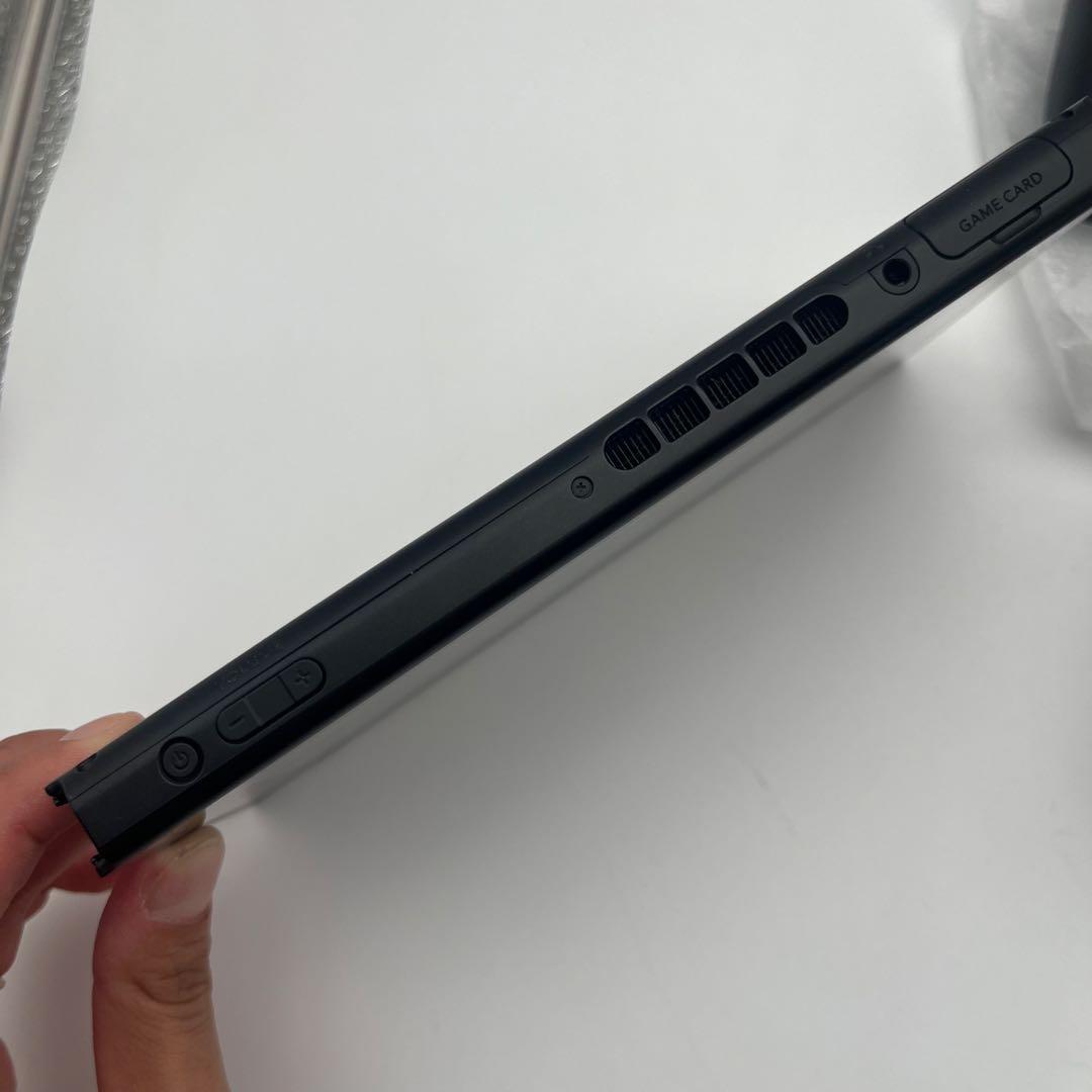 任天堂 Switch スイッチ 箱付き 付属品完備