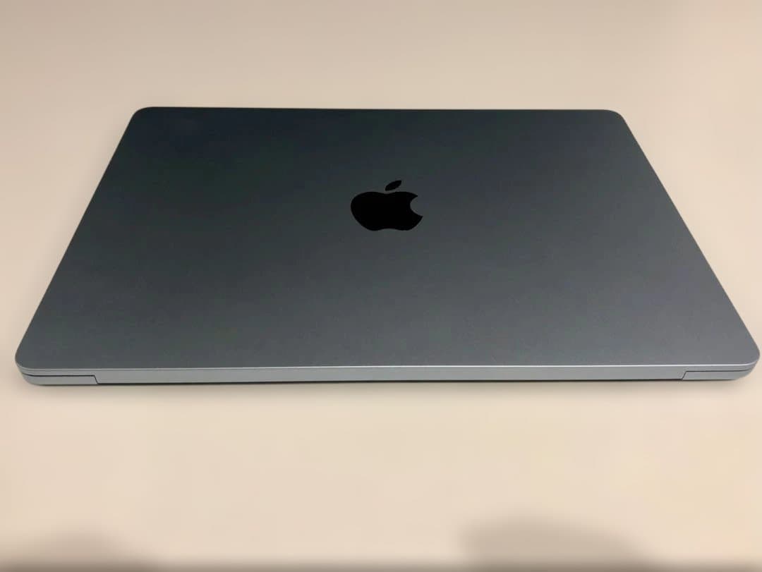 【極美品】MacBook Air 2025 (Early) 16GB/256GB