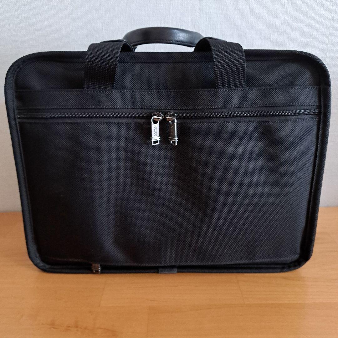 TUMI ビジネスバッグ ブラック 26141D4