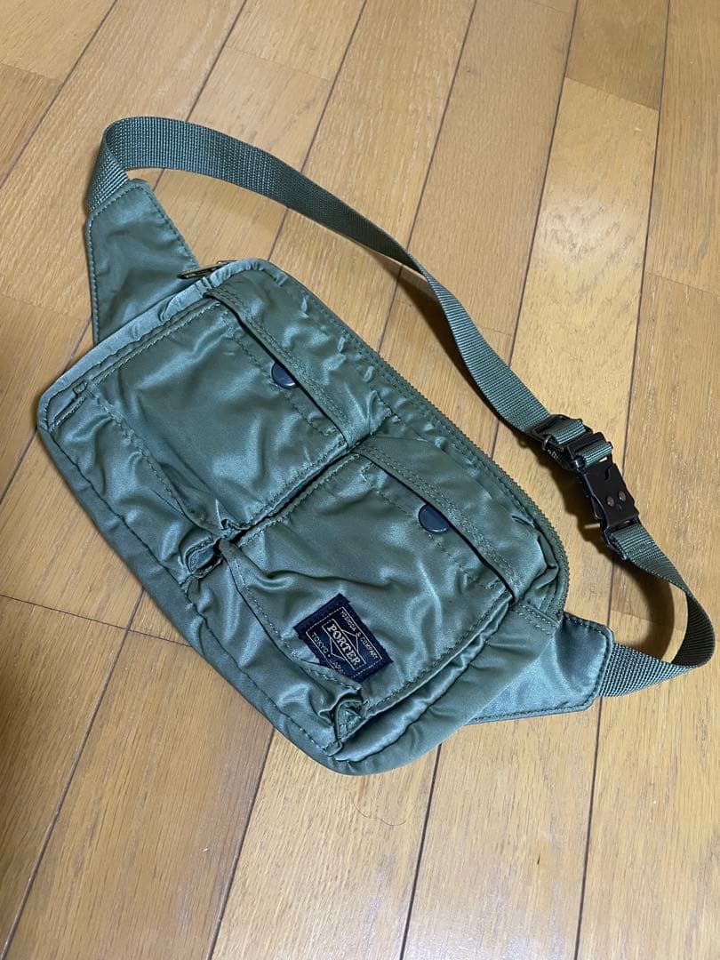 PORTER ボディバッグ セージグリーン　ナイロン製