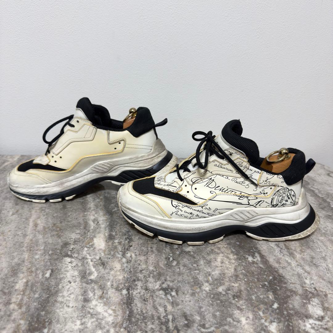 限定 45万円 ベルルッティ グラビティ スクリットホワイトレザースニーカー