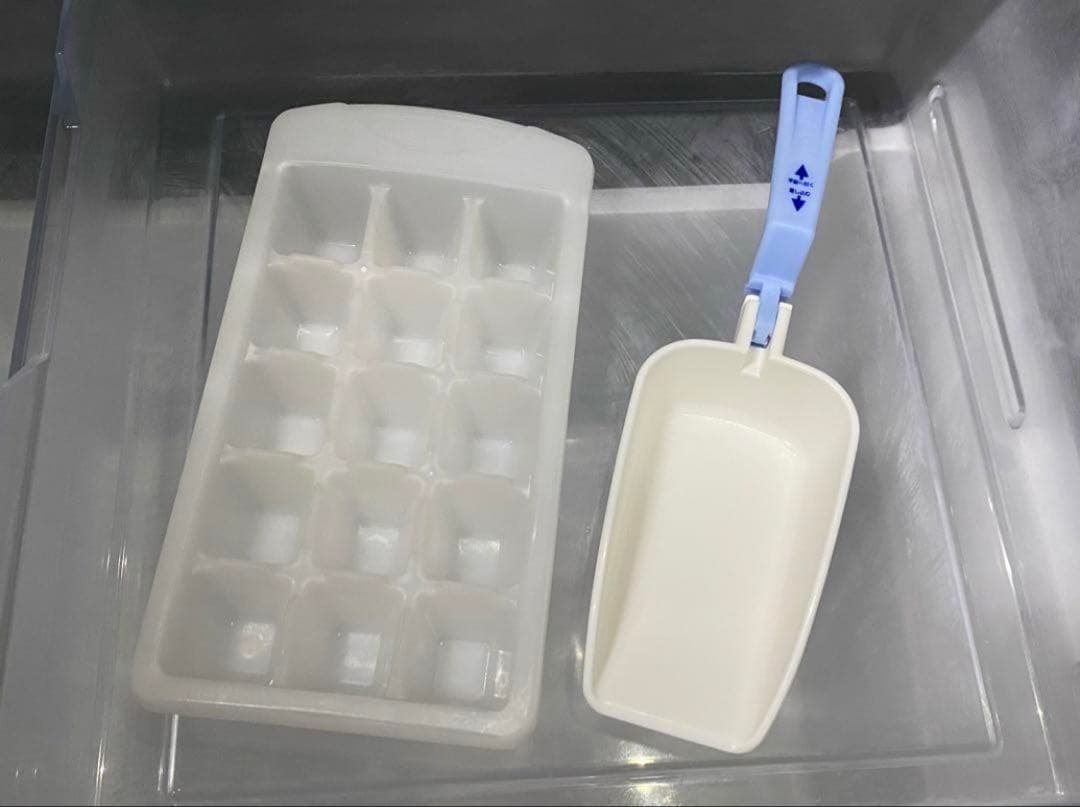 アクア　ノンフロン冷凍冷蔵庫　AQR-16H (R) 2018年製　157L