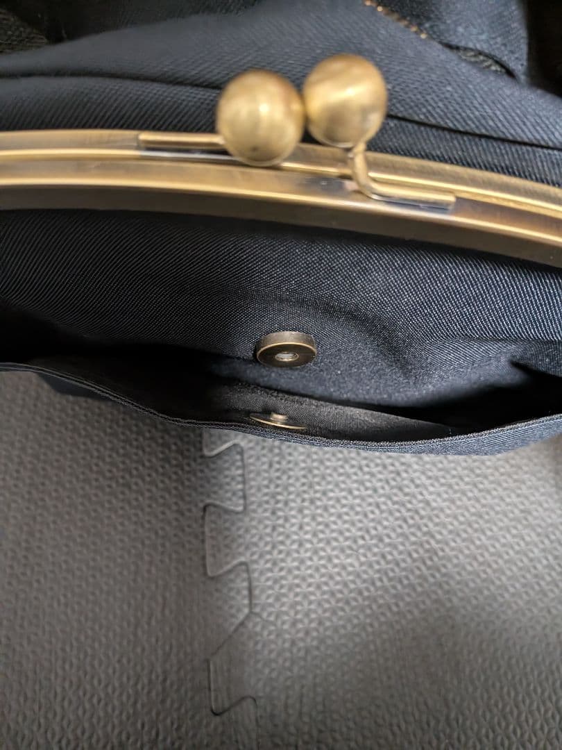 アヤノコウジ ブラックレーベル がま口 ポシェット型 ボディバッグ