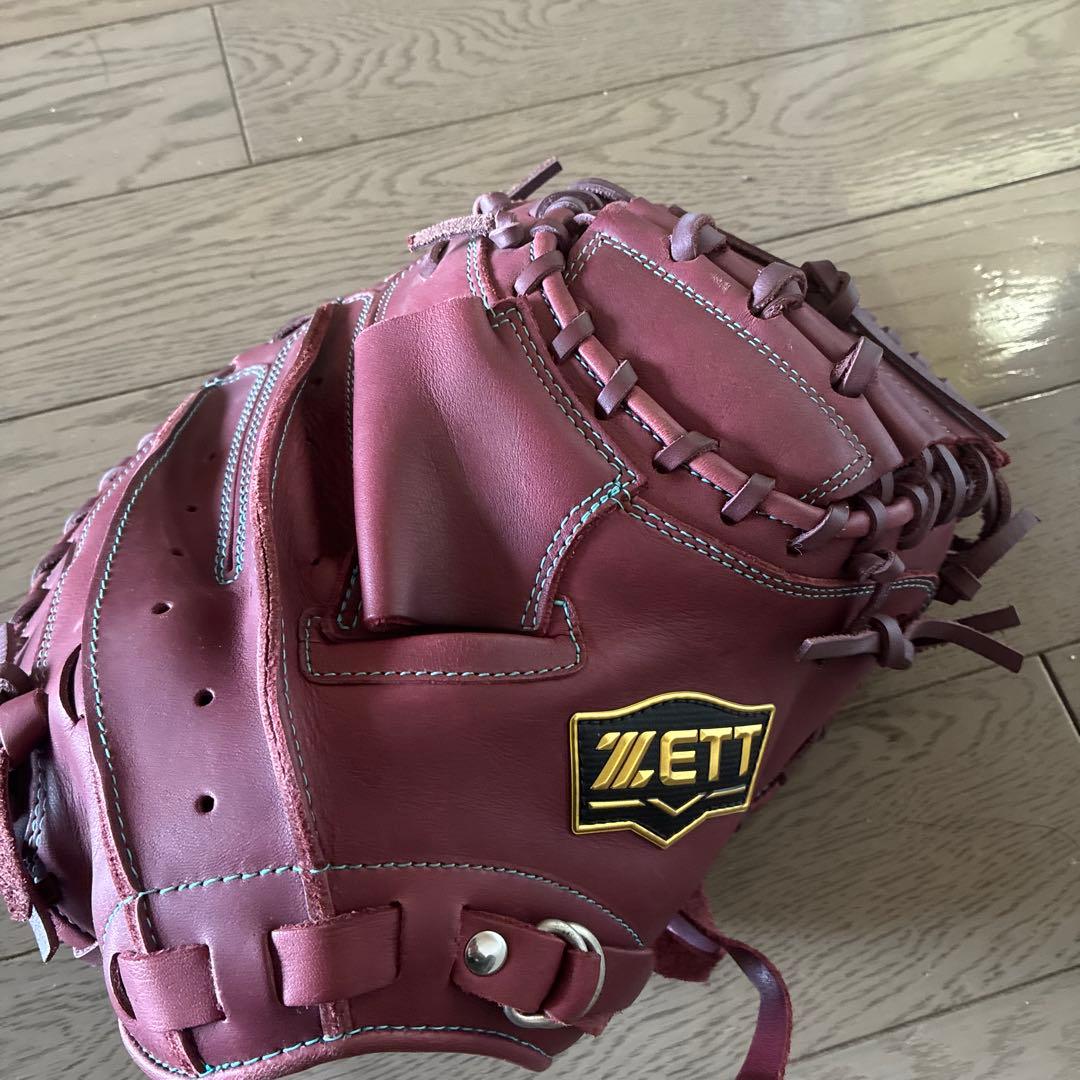 軟式キャッチャーミット、ゼット