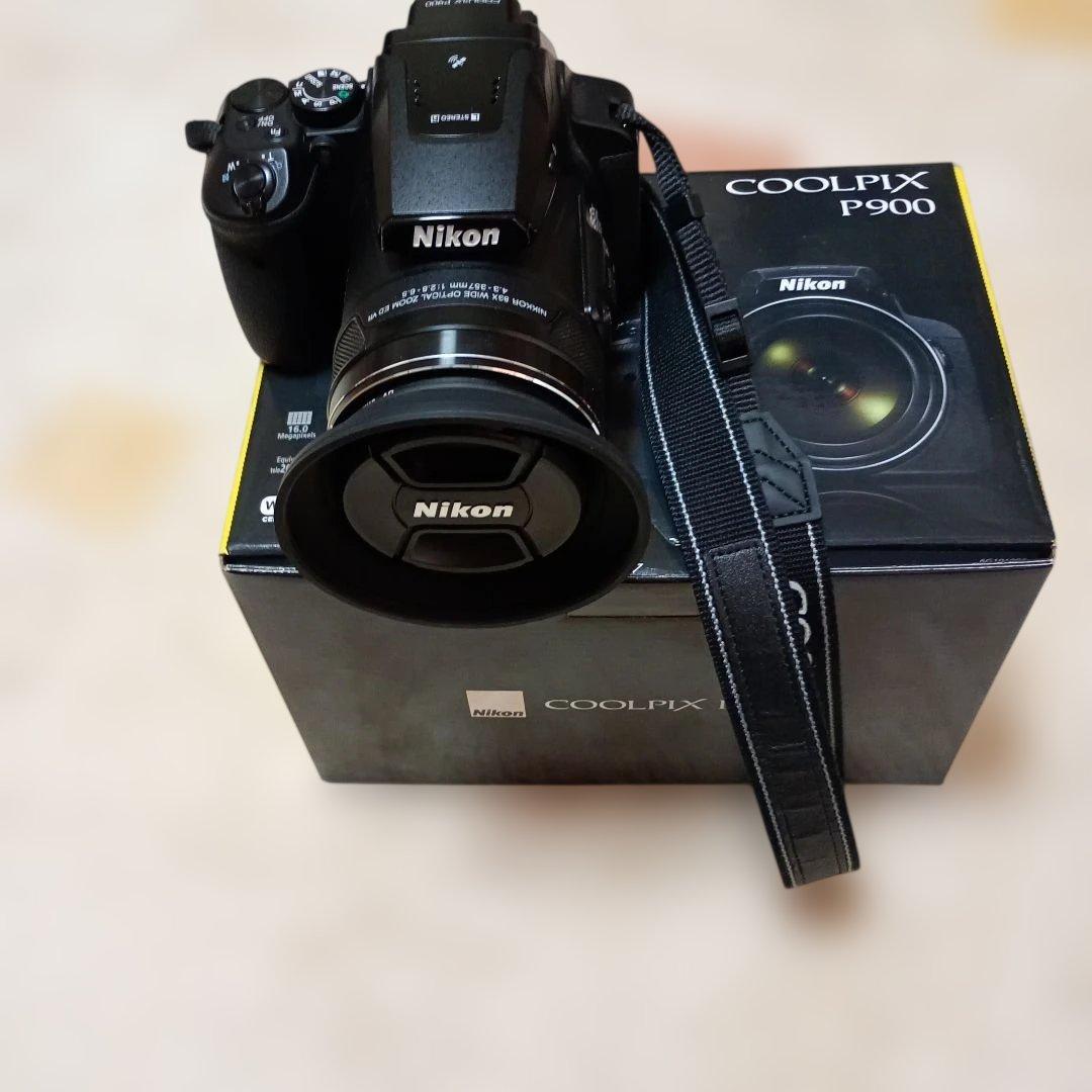 ニコン　COOLPIX P900 未使用に近い！　送料込み！
