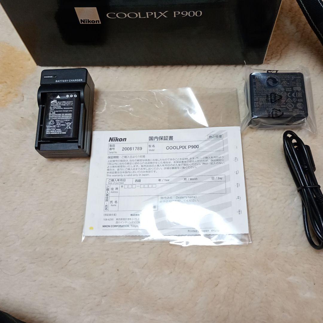 ニコン　COOLPIX P900 未使用に近い！　送料込み！