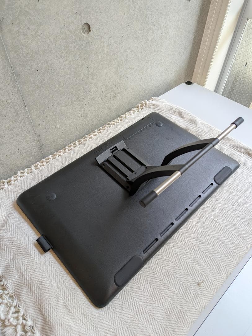 Wacom Cintiq 22 FHD シンティック ペンタブ