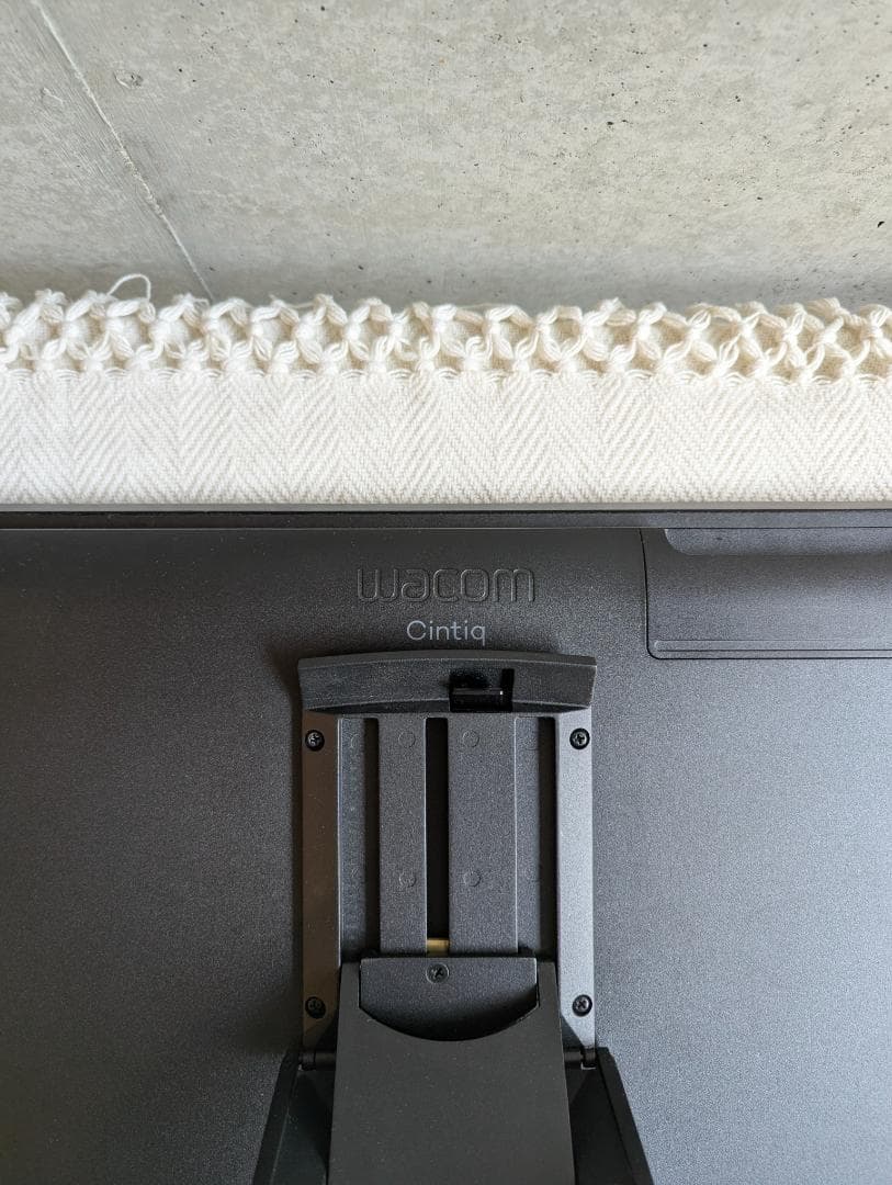 Wacom Cintiq 22 FHD シンティック ペンタブ