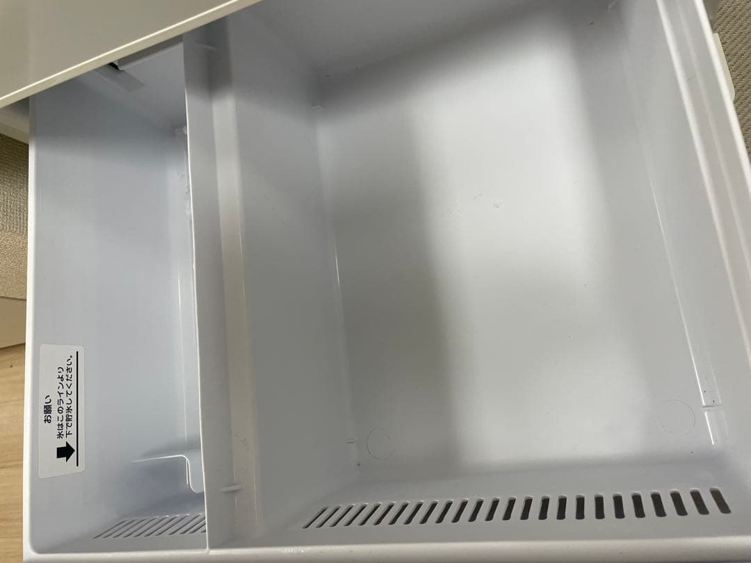 ホワイト冷蔵庫