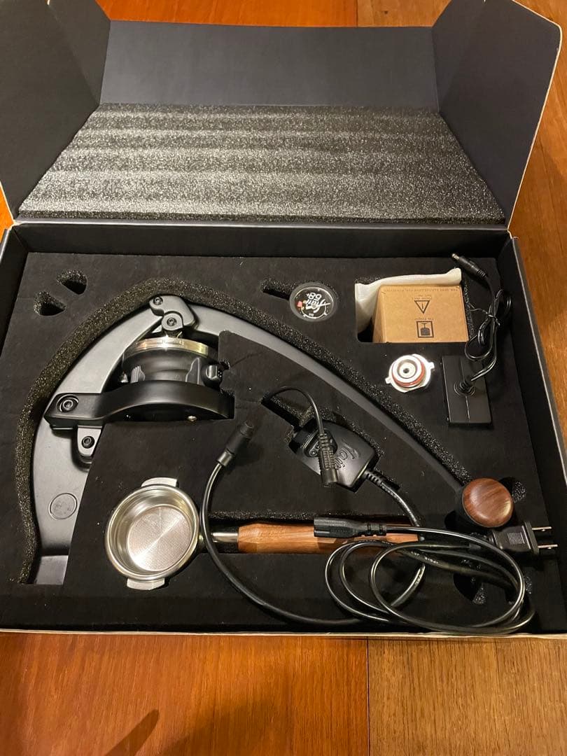 ra 27 Flair58Plas (電気式) エスプレッソマシン