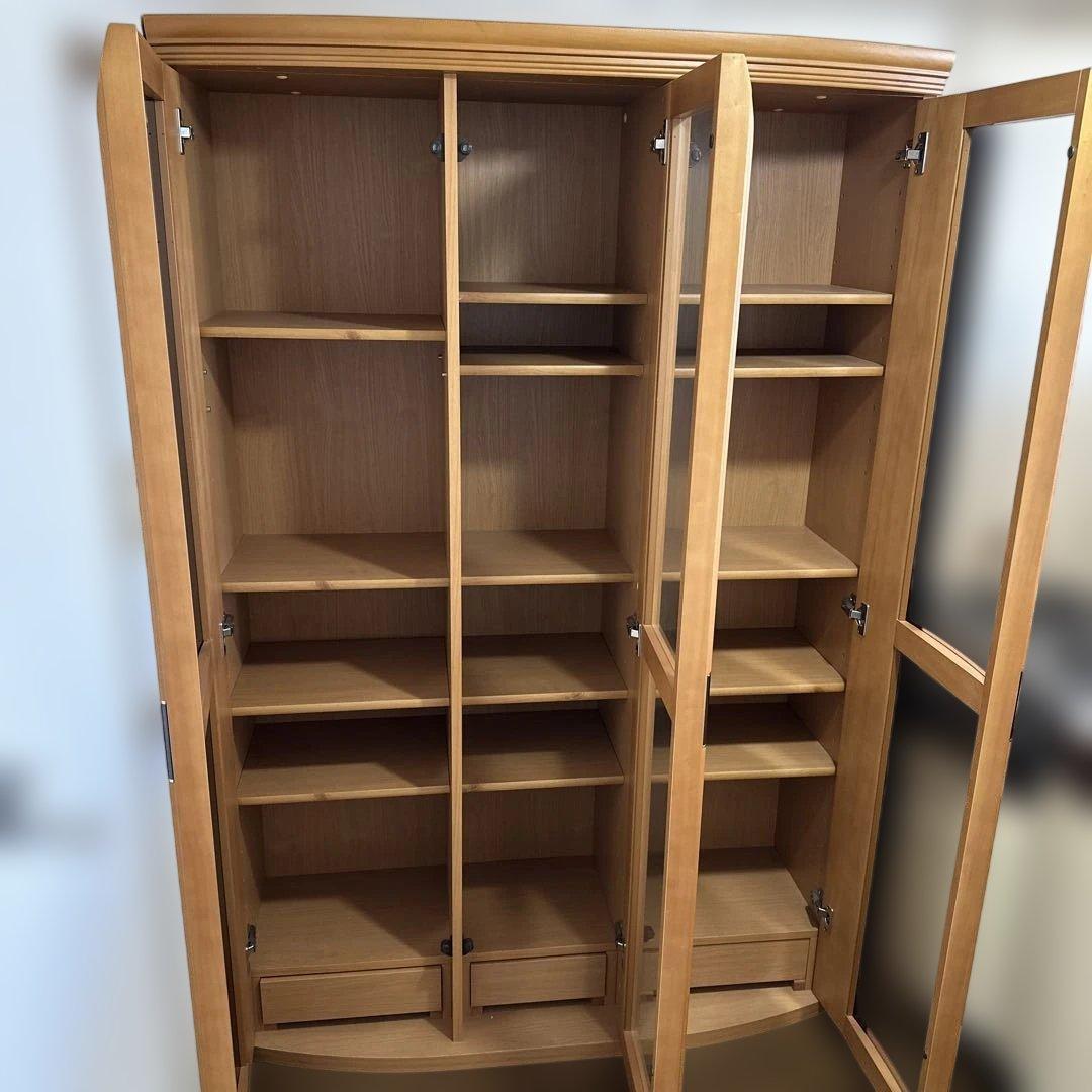 ガラス扉付きコーナー収納棚