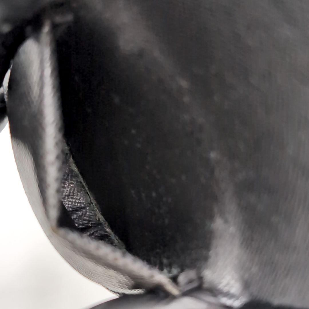 ルイヴィトン　タイガ　キュベット　小銭入れ　ケース　ブラック　レザー　黒