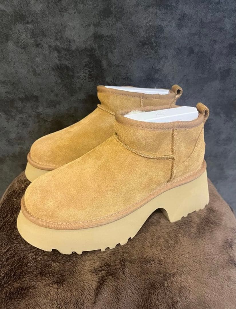 UGG / アグ 厚底 24cm
