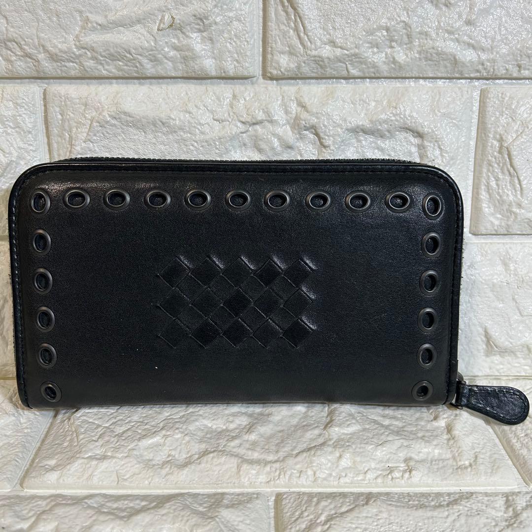 《希少モデル》ボッテガヴェネタ 長財布 イントレチャートスタッズ パンチング/黒