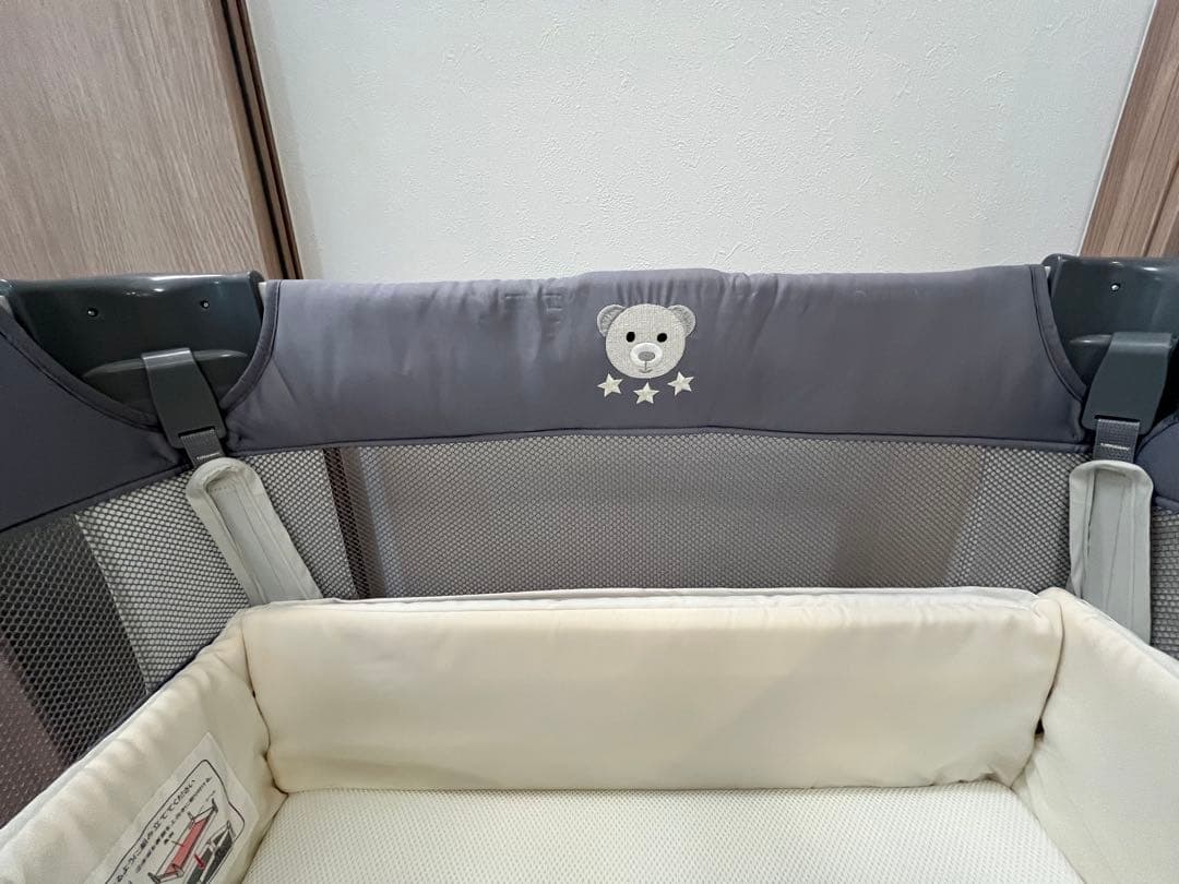 ベビーベッド　アップリカ　ココネルエアーAB グレーベアGR