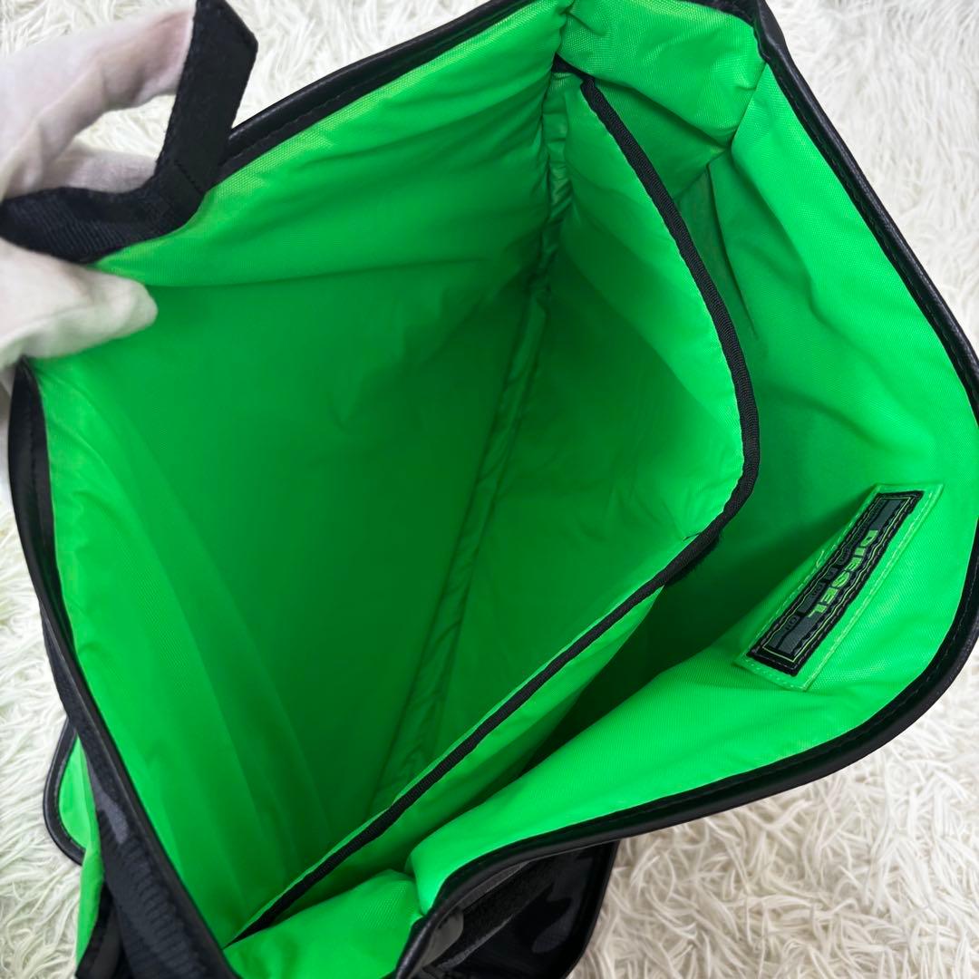 DIESEL✨大容量メッセンジャーバッグ　レザーナイロン　カモフラ　刻印　y2k