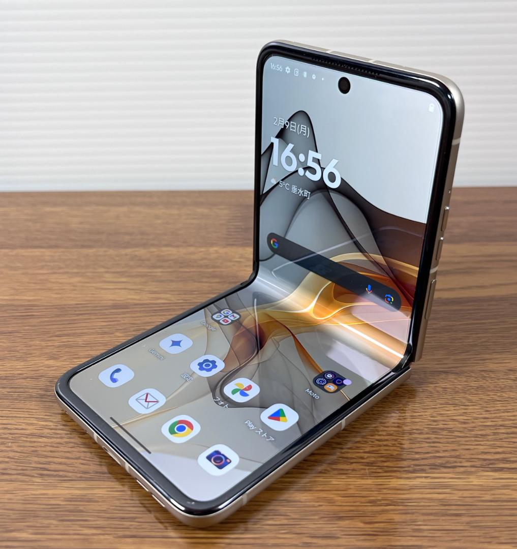 新品同様品 Motorola razr 50d 2026-02-09