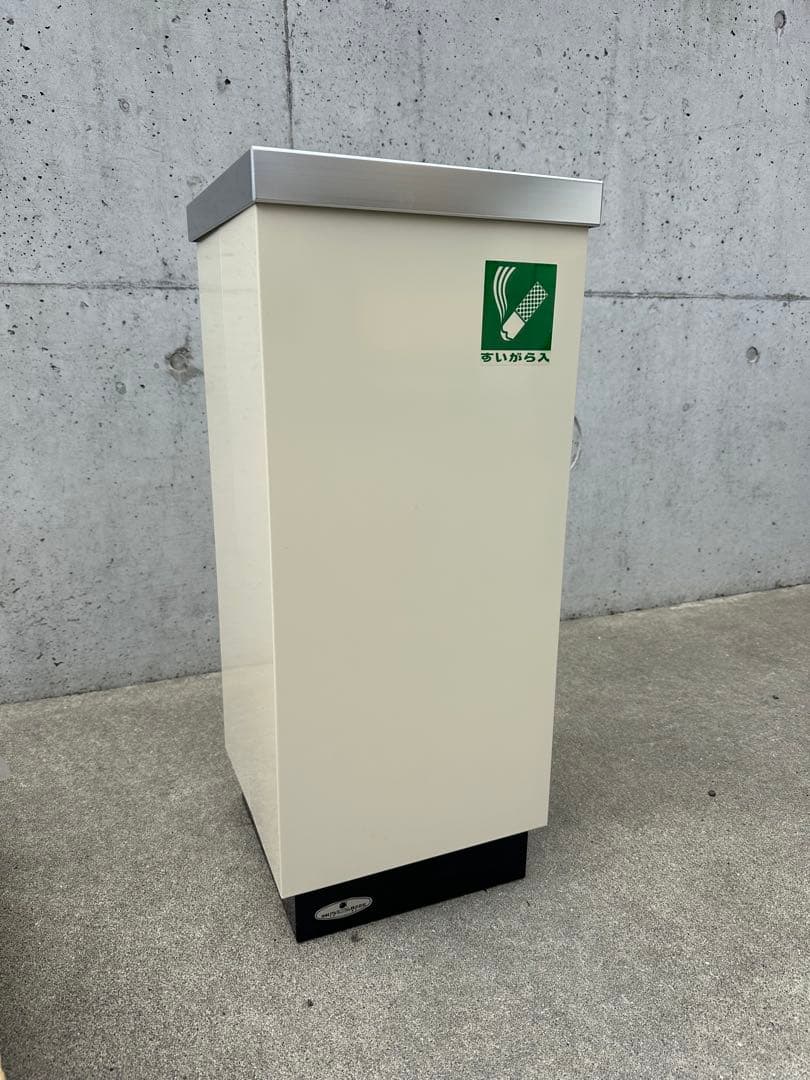 サカナマークのスモーキングスタンド 灰皿 新品