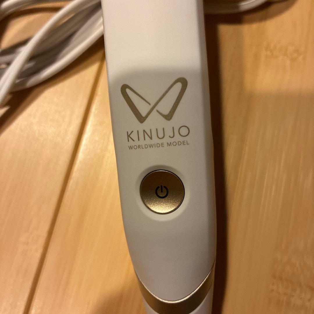 KINUJO ストレートヘアアイロン DS200 ホワイト　【美品】