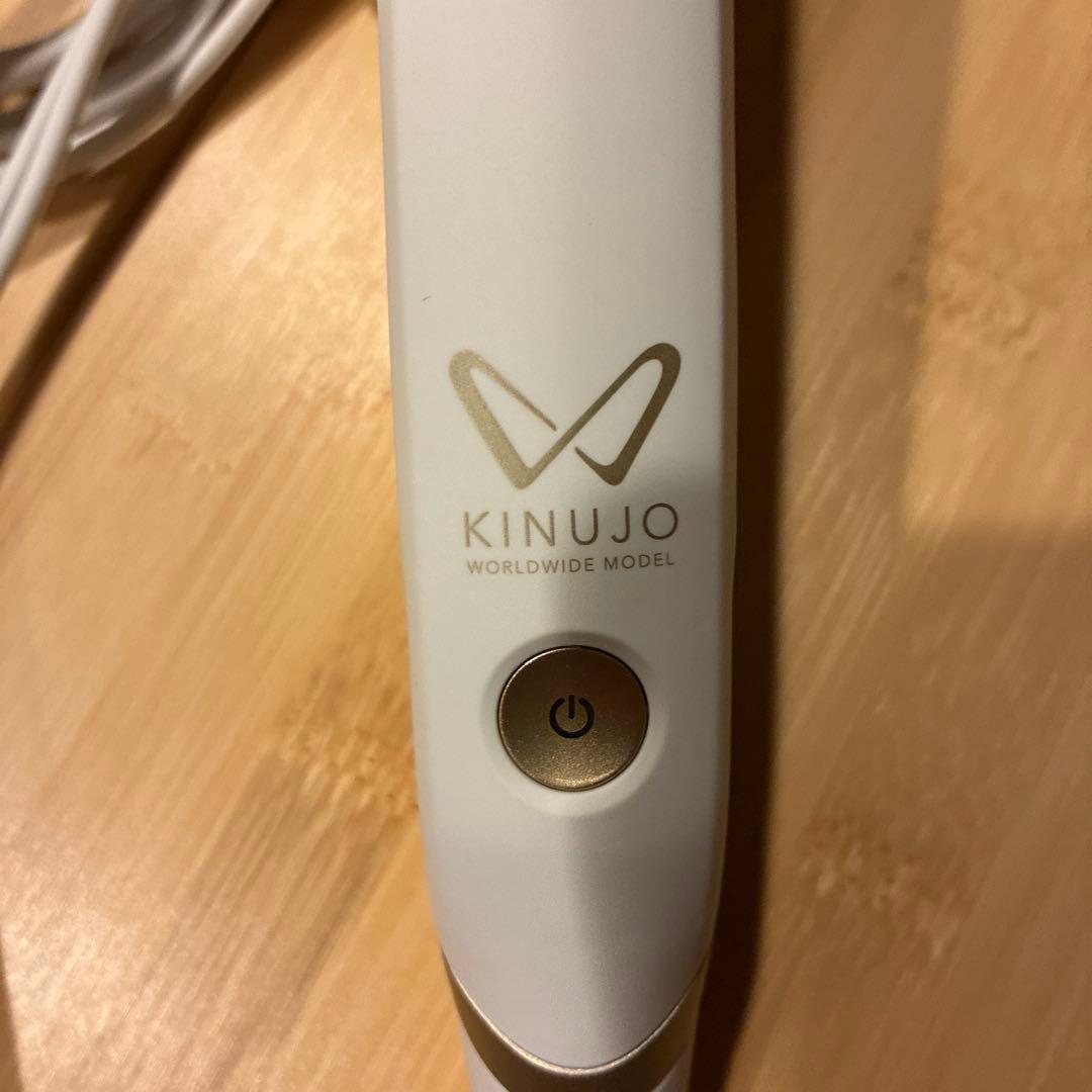 KINUJO ストレートヘアアイロン DS200 ホワイト　【美品】