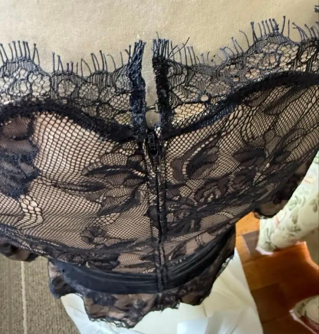 Tadashi shoji オフショルダーレーストップス J024