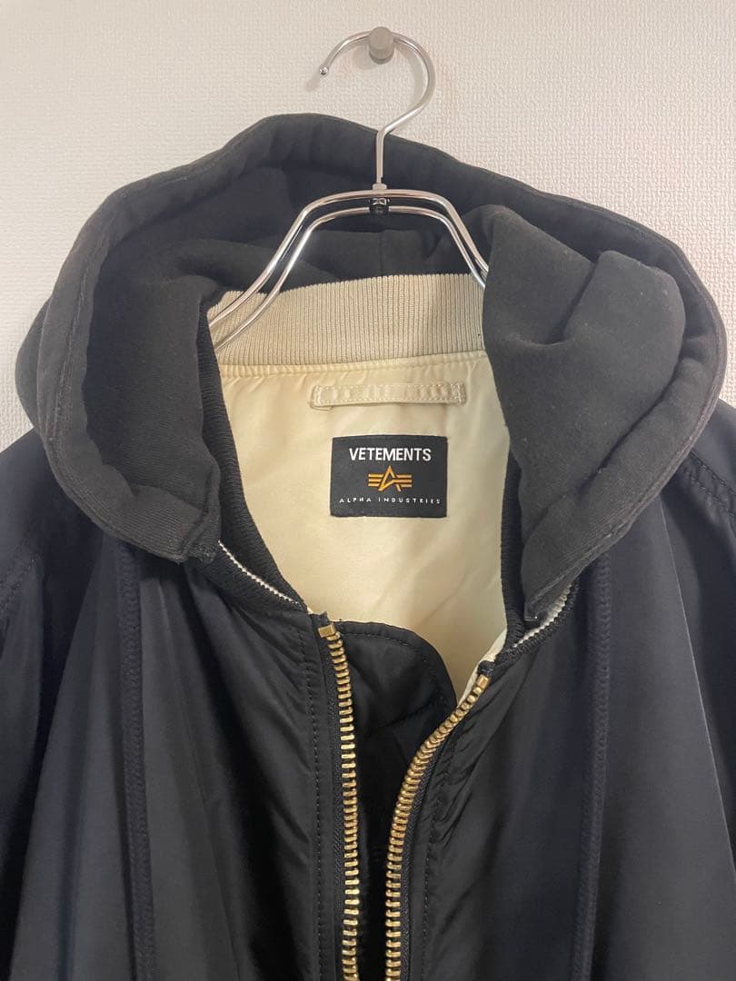 vetements × アルファ リバーシブル ボンバージャケット　MA-1