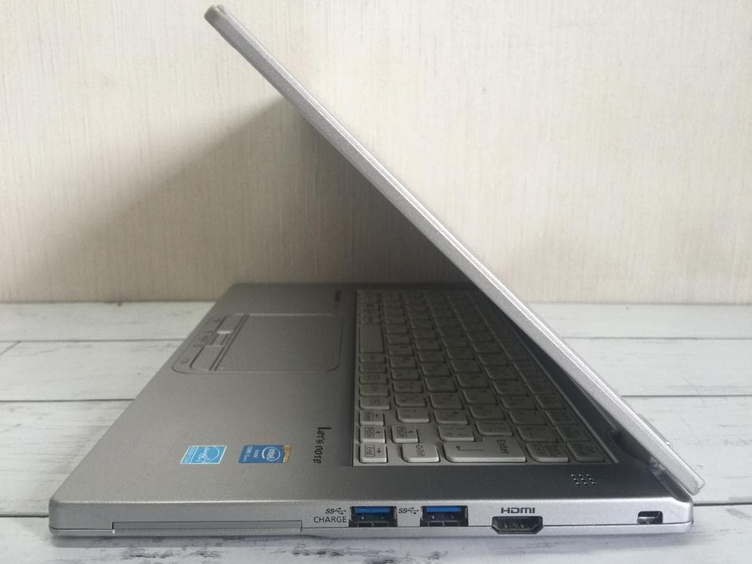 パナソニック CF-AX3 11.6型高解像度 軽量コンパクト ノートパソコン