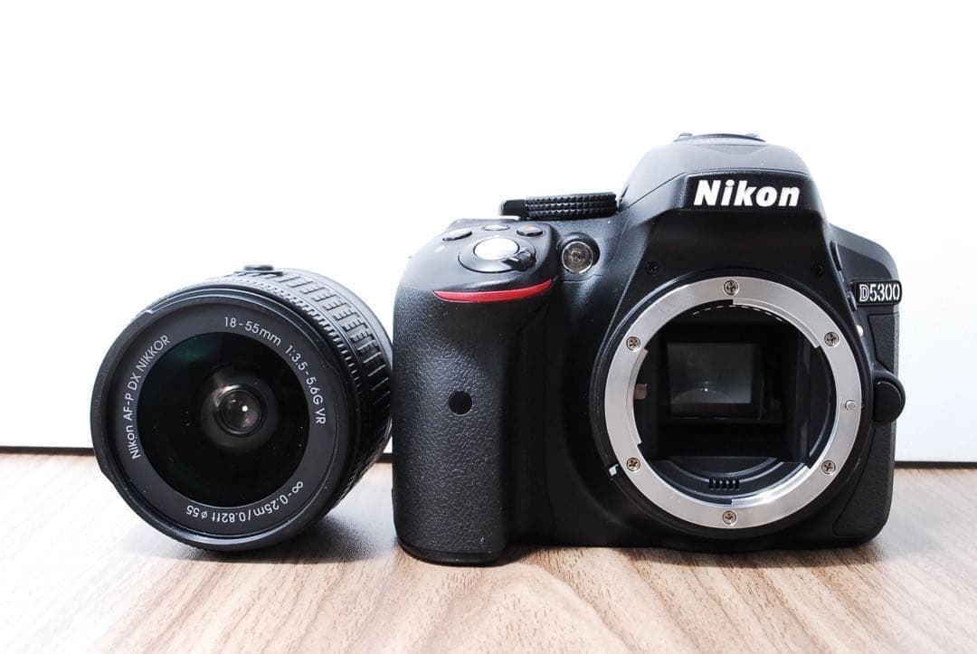 ❤️美品❤️Nikon D5300 一眼レフ　レンズキット　Wi-Fi搭載✨