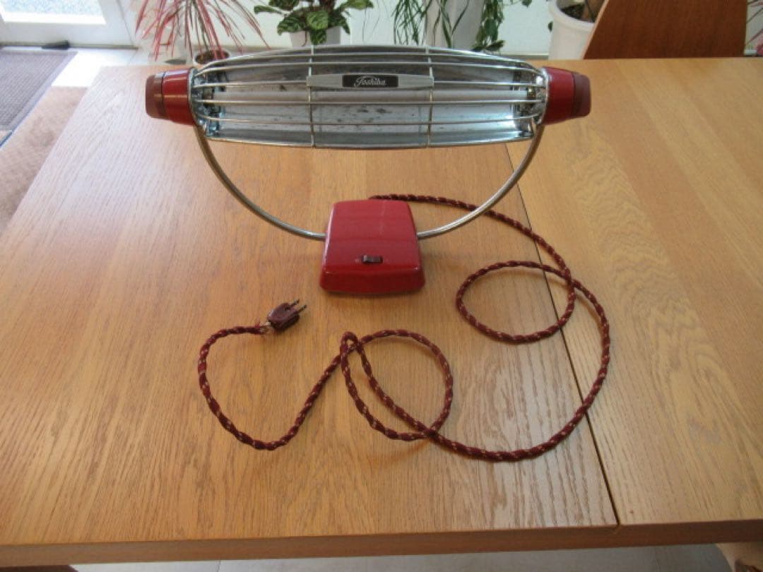 昭和レトロ　電気ストーブ