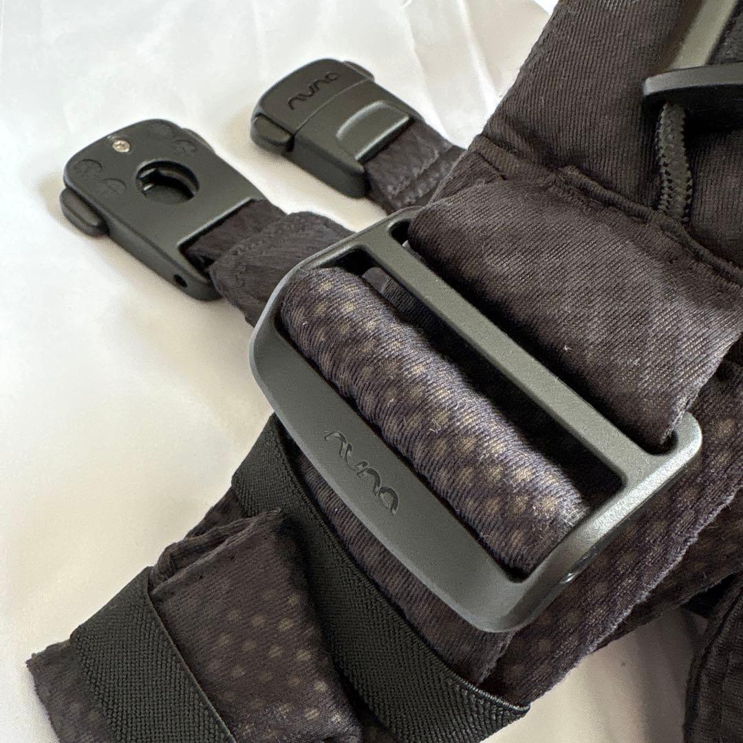 ヌナ　カドルクリック　抱っこ紐　ナイト